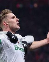 记者：葡萄牙体育批准约克雷斯推迟归队，正与阿森纳商谈转会