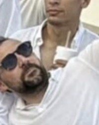 那不勒斯总监纹身显示其为尤文死忠，意媒：他已将尤文深刻在心里