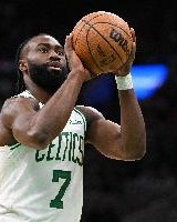 今日绿军战国王 杰伦-布朗与豪泽出战成疑 霍福德与蒂尔曼缺席