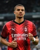 开云下载-隆戈：拜仁对米兰后卫佳夫感兴趣，孔帕尼现场考察球员